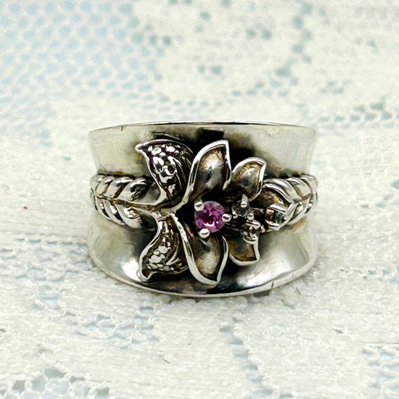 Vintage 925 Selling Silver Wide Band Flower and Vine Ring Size 5 1/2 ~ 5.5 - Picture 2 of 13